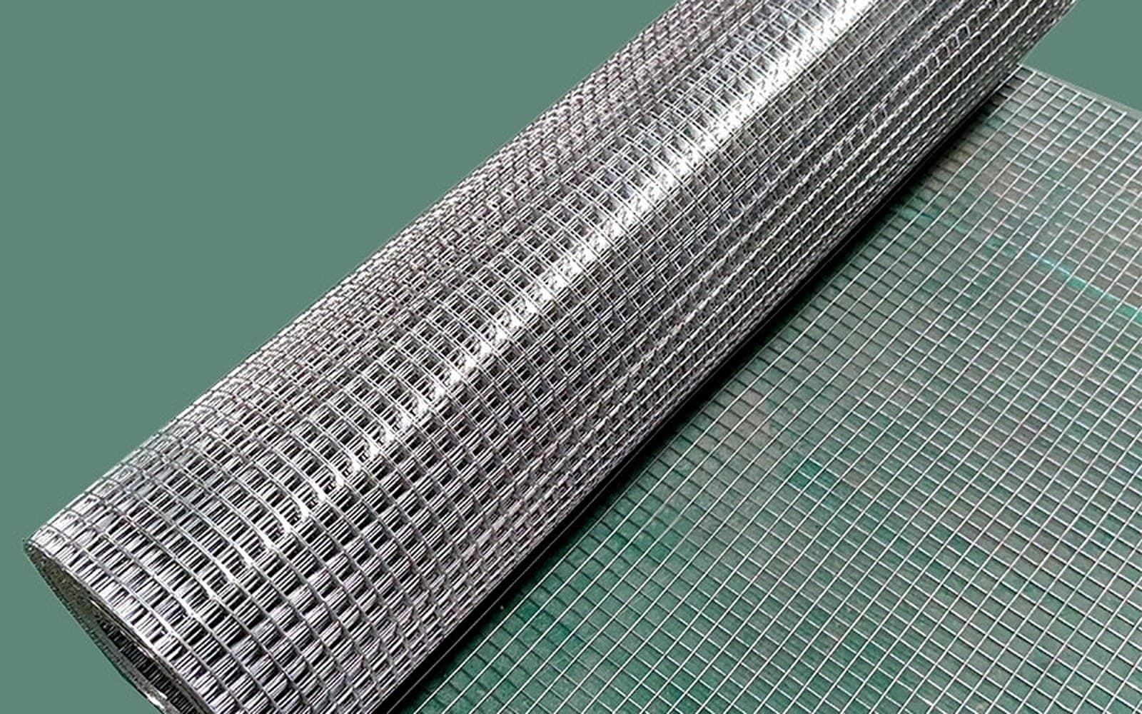 Wire mesh rolls organised for stock picking