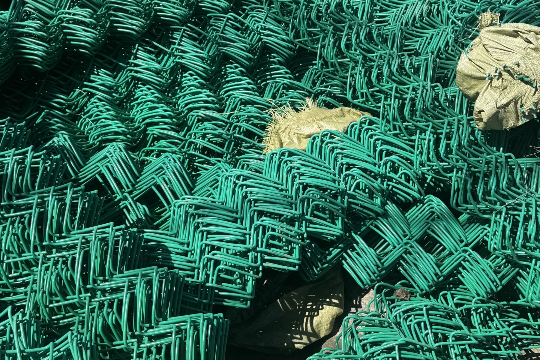 Reference photograph of Chain-Link Mesh