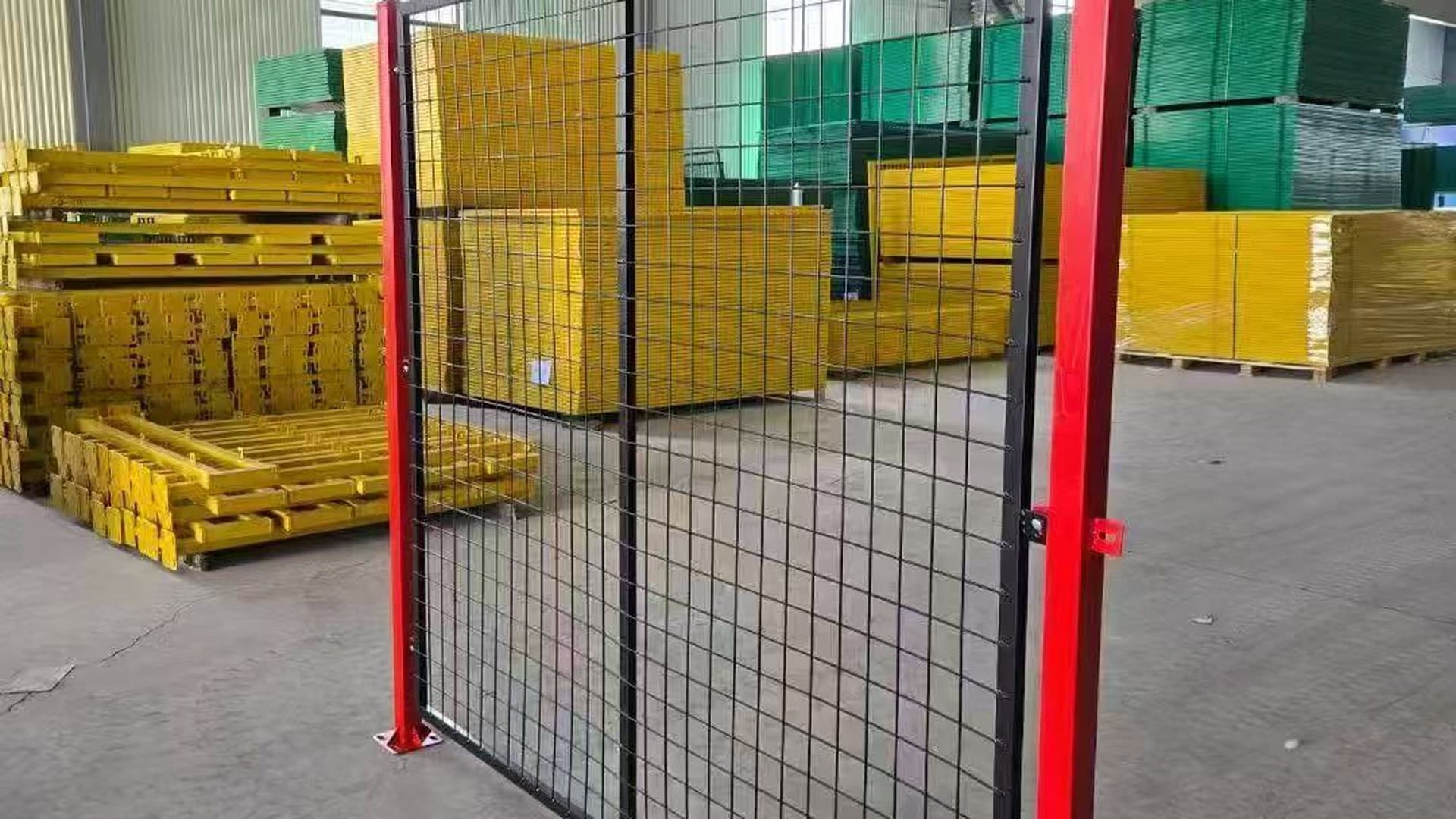 Wire mesh protection products inside a BOHANG workshop